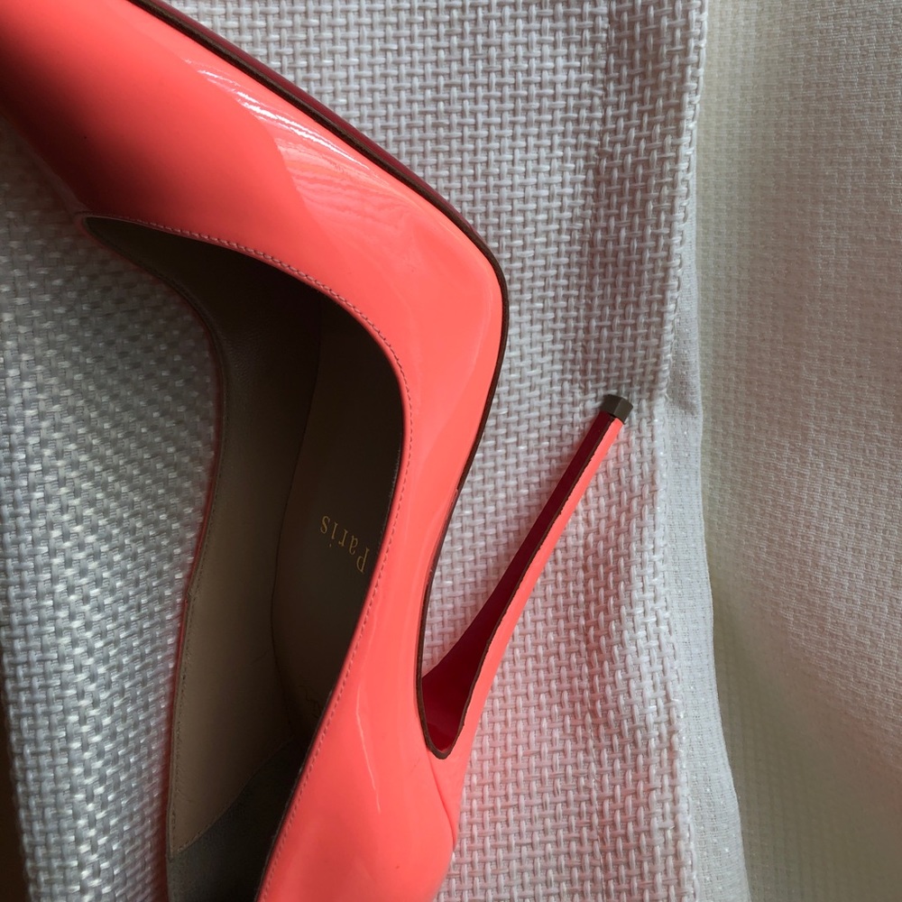 Christian Louboutin So Kate 37.5 - Flamingo